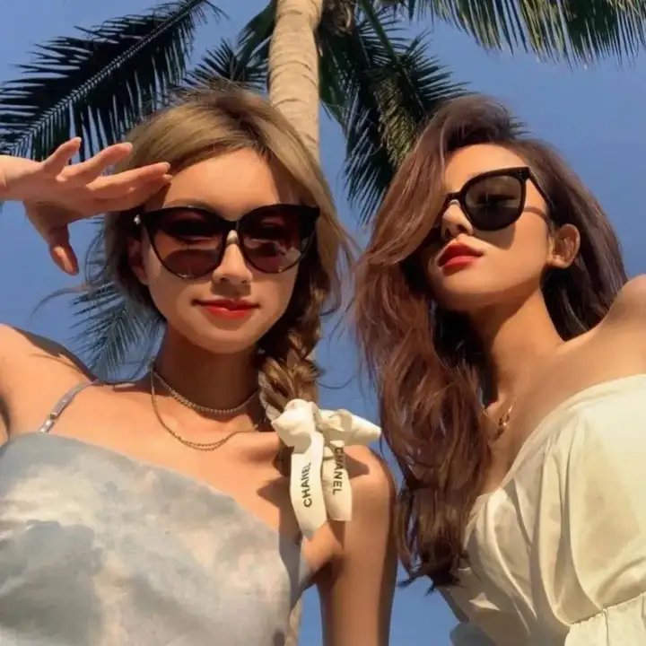 远看是蔚蓝的春天